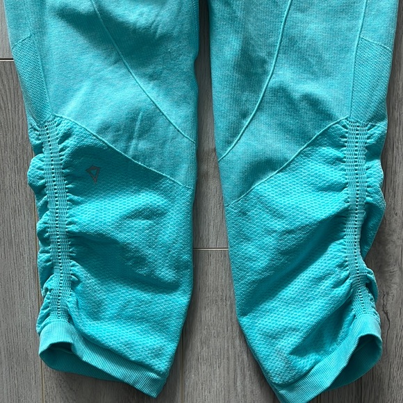 Ivivva | leggings - Picture 6 of 8